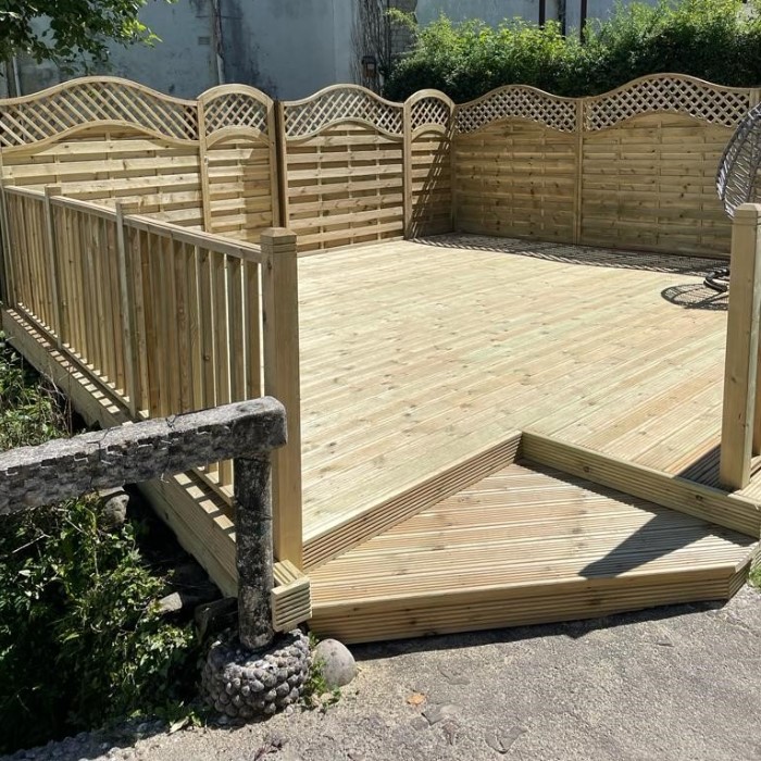 Wooden and Composite Decking