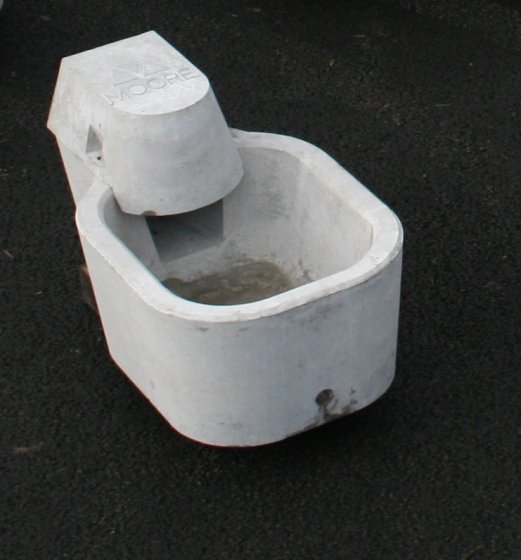 Concrete Water Trough  15 Gallon 