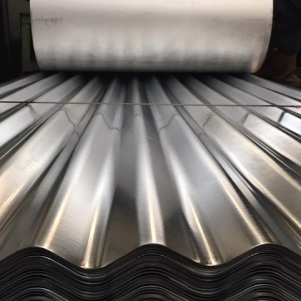 0.7mm Galvanised Corrugated Sheet Roofing and Cladding