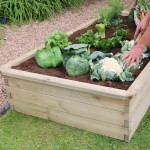 End view of the Zest low sleeper raised bed