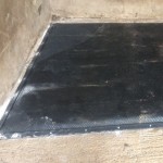 Solid rubber matting with cobbled top