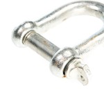 D Shackle used for joining two pieces of chain together