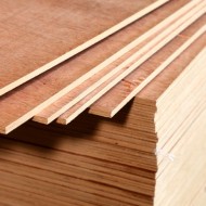 This eastern hardwood plywood is ideal for a range of applications such as lightweight shelving, sheds and interior building.