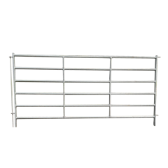 Galvanised metal cattle hurdle comes with one coupler