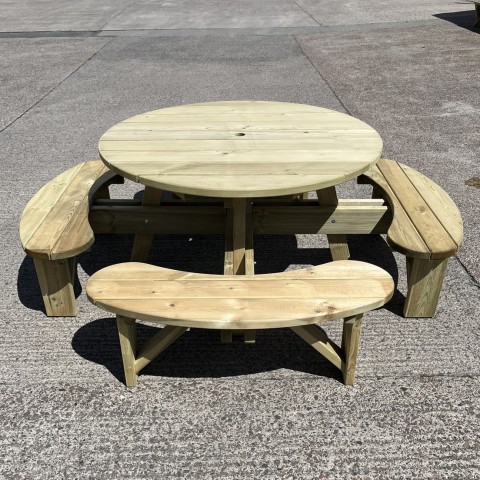 Round wooden picnic table 
